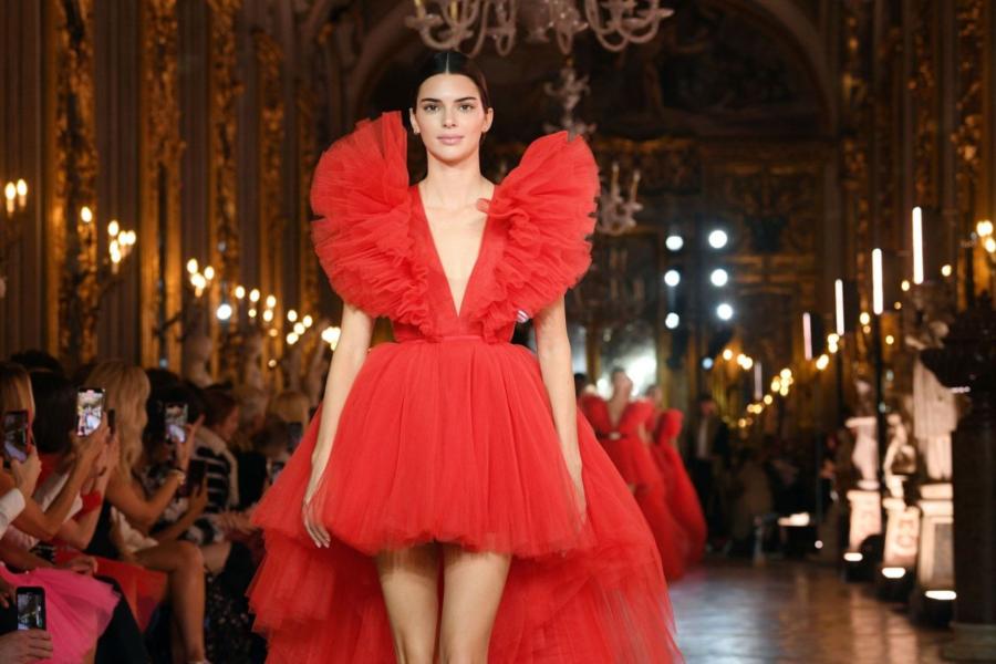 Kendall Jenner at Walks Giambattista Valli Loves H&M Show in Rome