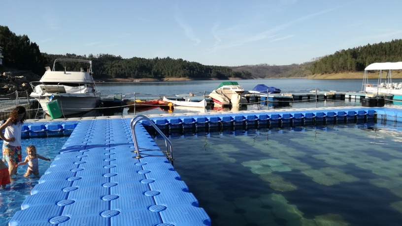 Piscina Fluvial para adultos e crianças