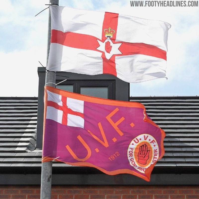 Garish: Umbro Linfield FC 20-21 Away Kit Released - Footy ...