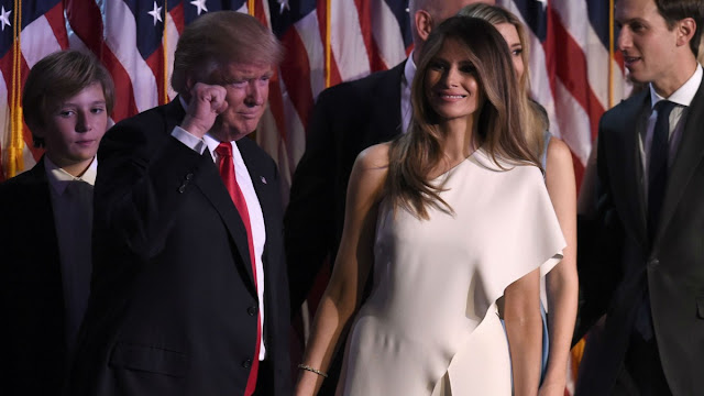 Belum Juga Dilantik, Permintaan Istri Donald Trump Ini Benar-benar Gak Wajar Belum Juga Dilantik, Permintaan Istri Donald Trump Ini Benar-benar Gak Wajar