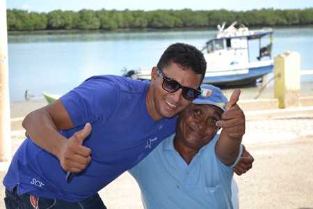 PRÉ CANDIDATO A VEREADOR: Wassil Realiza bate papo com pescadores e amigos do bairro dos navegantes