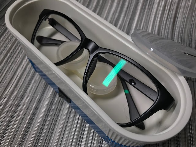 【眼鏡恩物】Aiyo0o 自動洗眼鏡器 振動水波紋去塵、去污垢