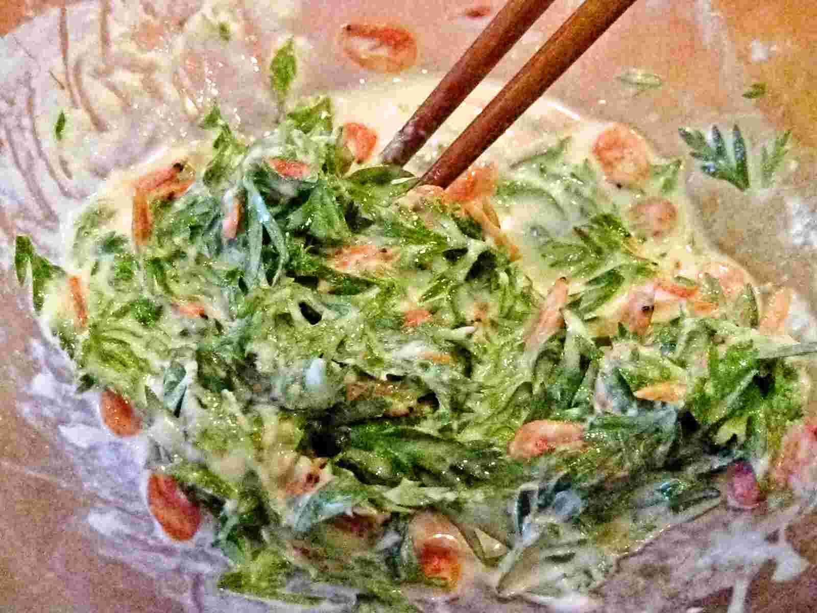 Recipes for Tom Ninjin no happa no tempura / carrot leaf tempura