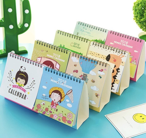 Lịch để bàn chữ A Lịch để bàn chữ A