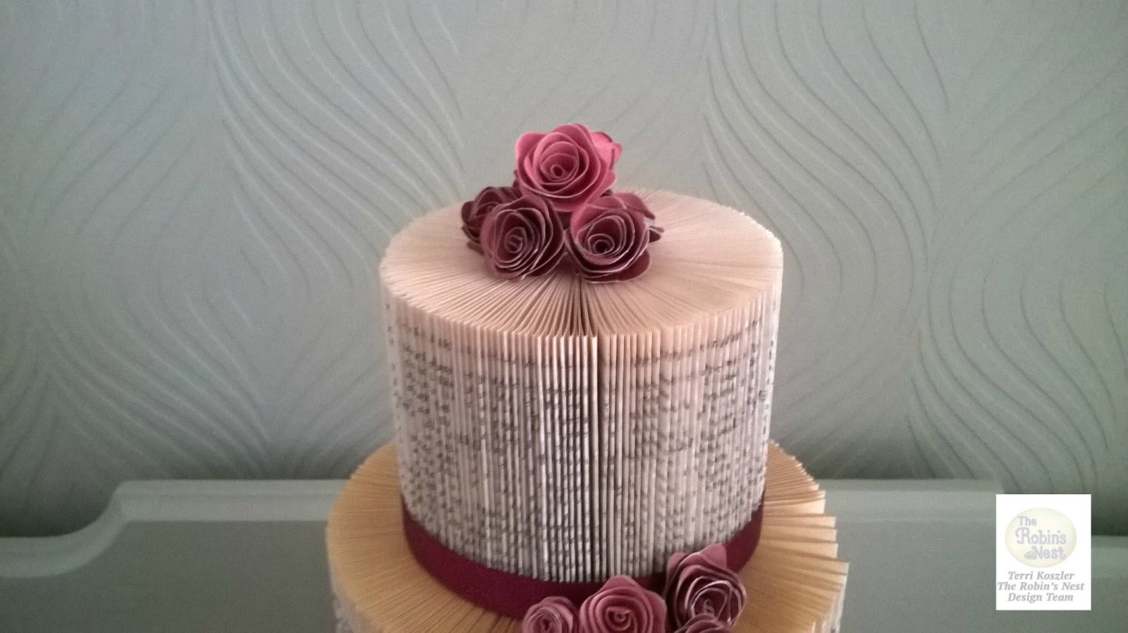 Chattering Robins: Did somebody say cake?