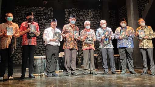 Malewakan Yayasan Pusat Kebudayaan Minangkabau