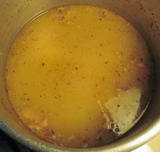 Poultry stock made with chicken & turkey