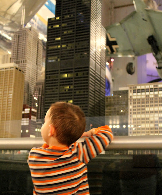 Chicago Museum of Science and Industry.  Travel Writers' Guide: 50+ Best Science Museums Around the World