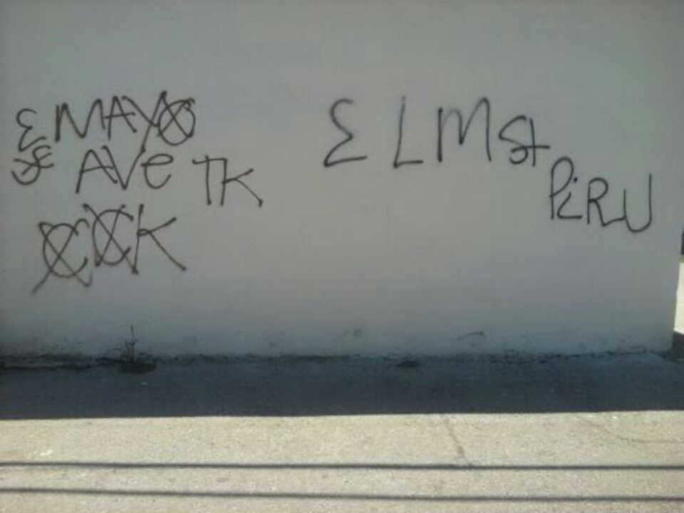 blood piru brims gangs graffiti Elm street piru