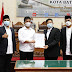  Walikota Bersama Pimpinan DPRD Batam Menandatangani Ranperda APBD Kota Batam TA 2022