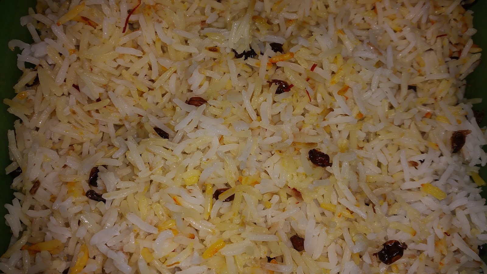 Persischer Reis mit Safran und Berberitzen - Thadig