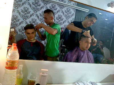 Pangkas-rambut-Rock-n-Roll-paling-terkenal-di-jakarta-timur_25.jpg Pangkas-rambut-Rock-n-Roll_25.jpg