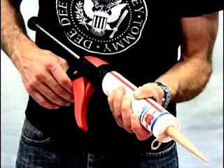 Siloc. Siliconas para baños y cocinas