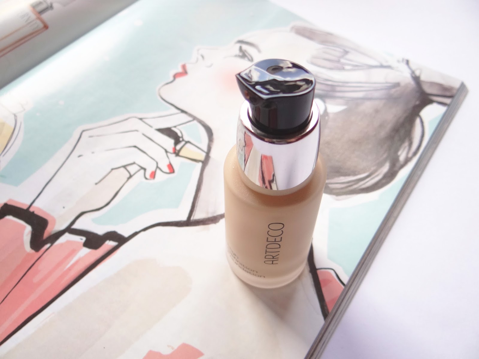 ARTDECO High Definition Foundation czyli w podkładzie