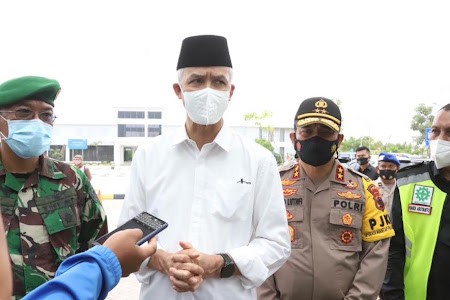    Gubernur Jateng Sambut Kedatangan Jenazah Habib Ja’far al Kaff di Bandara Ahmad Yani 
