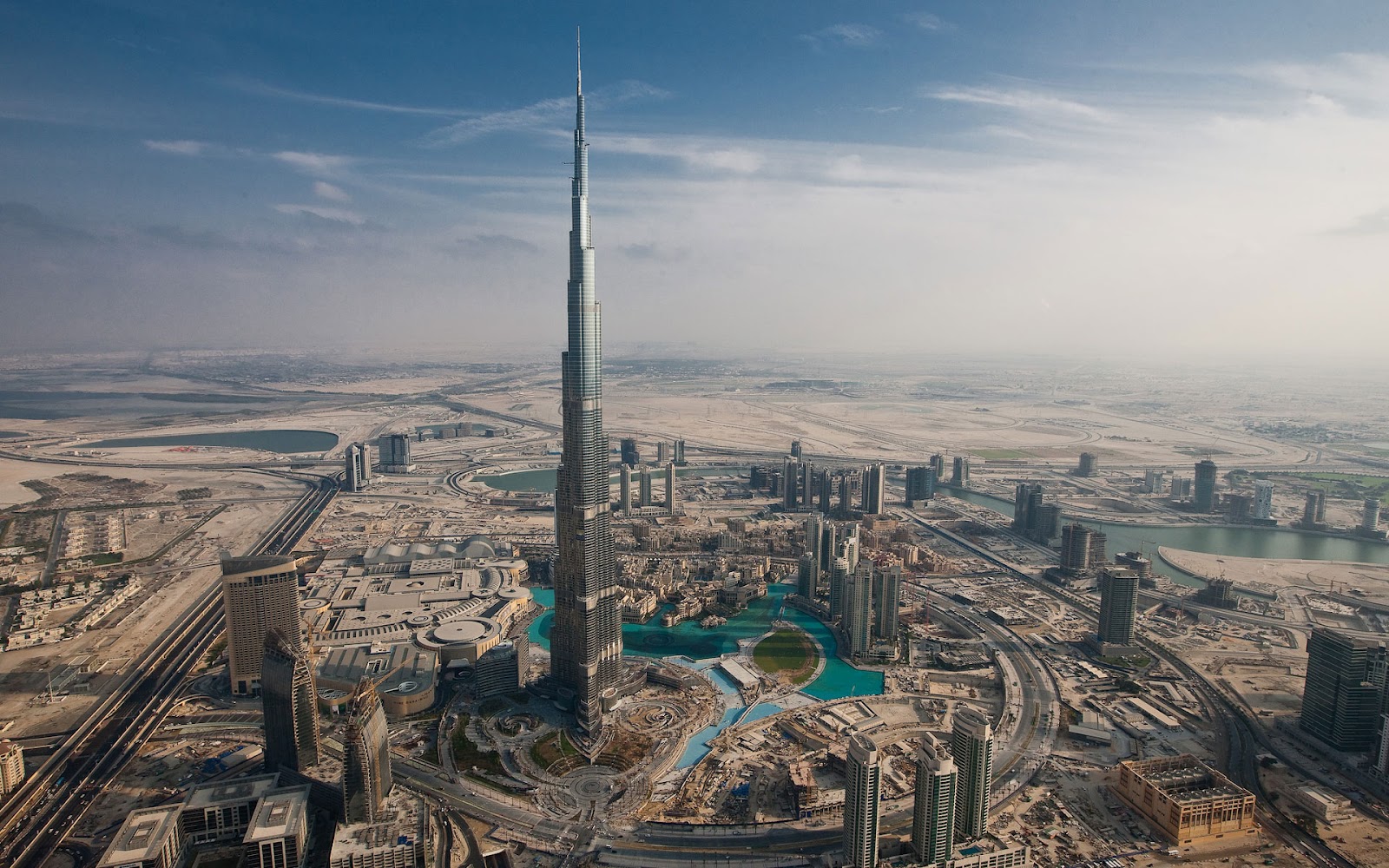 http://1.bp.blogspot.com/-nnBrjDbsKp8/UAE1qHt0oUI/AAAAAAAAAuQ/Hhl8V0B6jV0/s1600/Burj+Khalifa+aka+Burj+Dubai+HD+Wallpaper.jpg