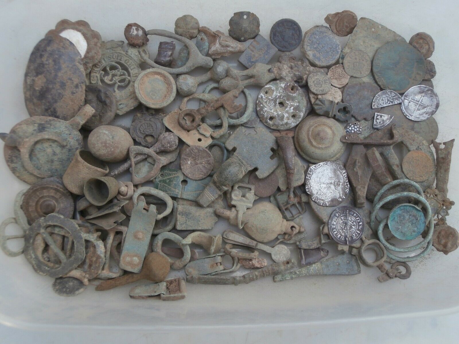 Portable Antiquity Collecting and Heritage Issues UK Metal Detecting