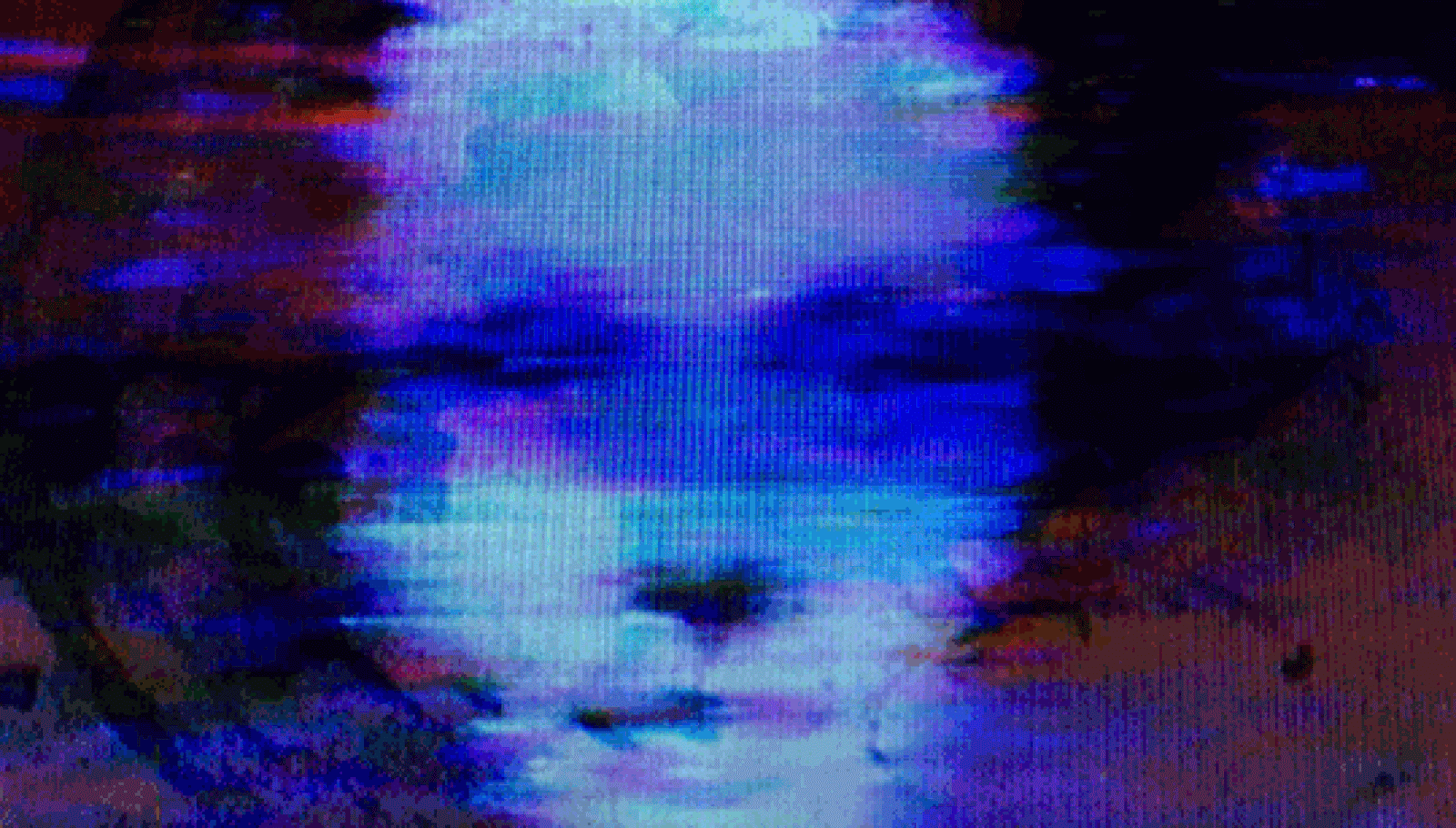 Страшные помехи. Эффект старого телевизора. Цифровой шум. Страшные помехи. Лицо с помехами.