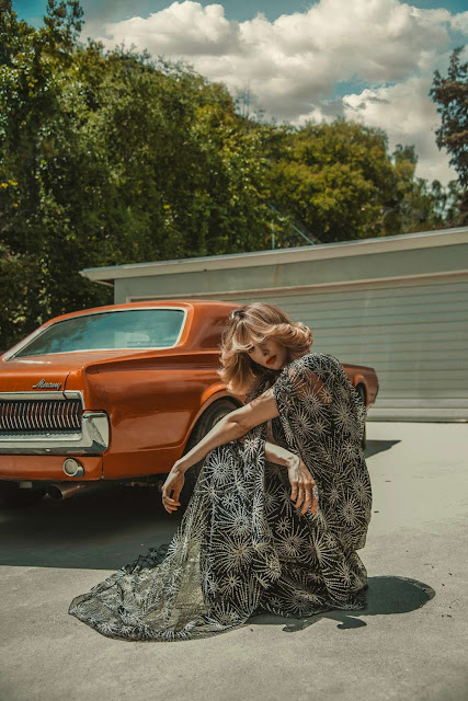 eyval.net : Alison Brie - LadyGunn Magazine, August/September 2019
