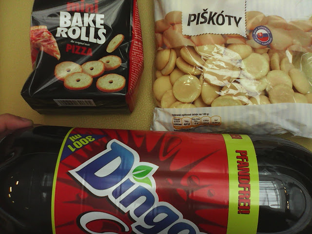 Bake rolls, Piskoty et Dingo cola
