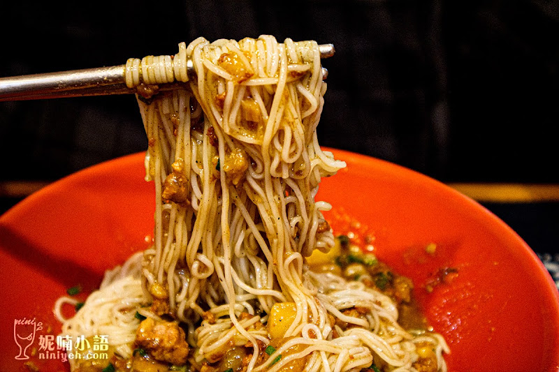 【金門美食】榕榕園麵館。金門在地人推薦獨門辣醬一絕 【金門美食】榕榕園麵館。金門在地人推薦獨門辣醬一絕