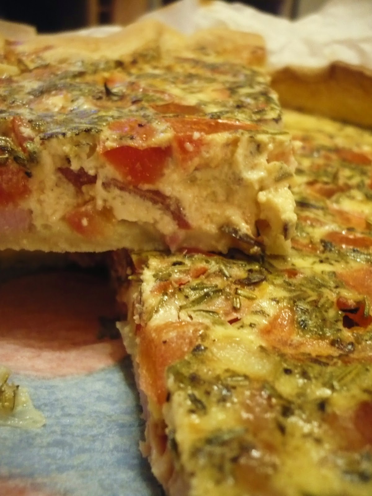Celle qui cuisinait ou le plaisir de cuisiner Quiche lardons tomates
