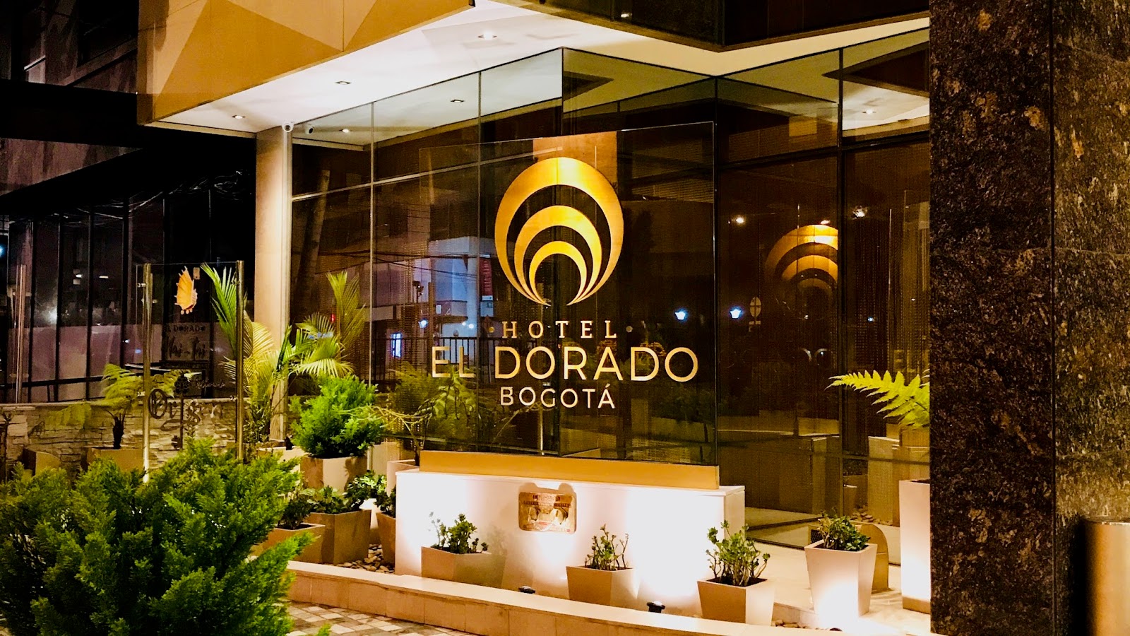 Bogotá, el hotel...