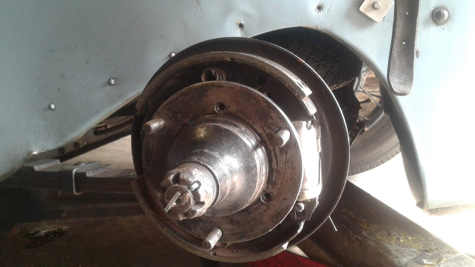 RustyDaytrips.nl Austin Seven Wonky Wheel Nut