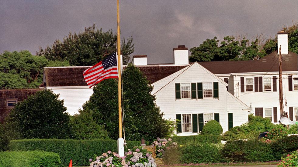 Magazine Compilation The Kennedy Compound Iconic Summer Getaway (Photos)