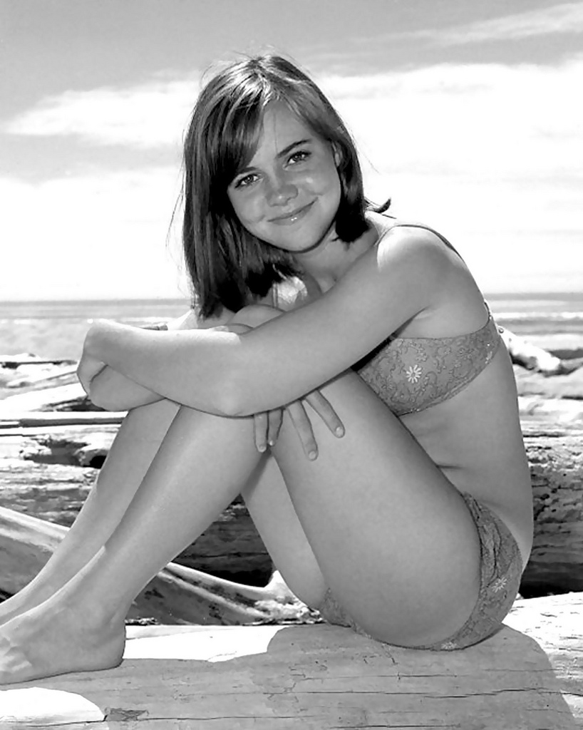Sally Field, pictorial.