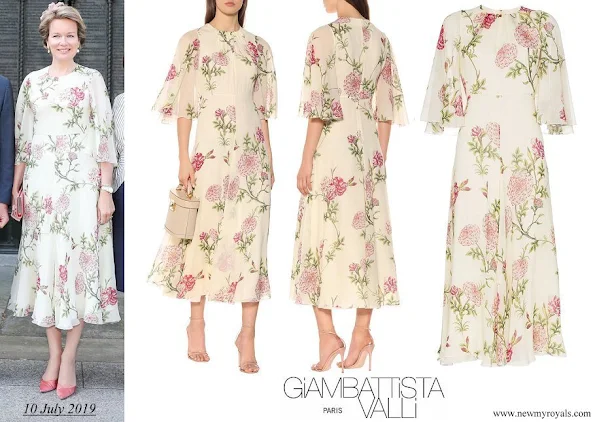 Queen Mathilde wore Giambattista Valli Floral Print Silk Chiffon Midi Dress in Neutrals