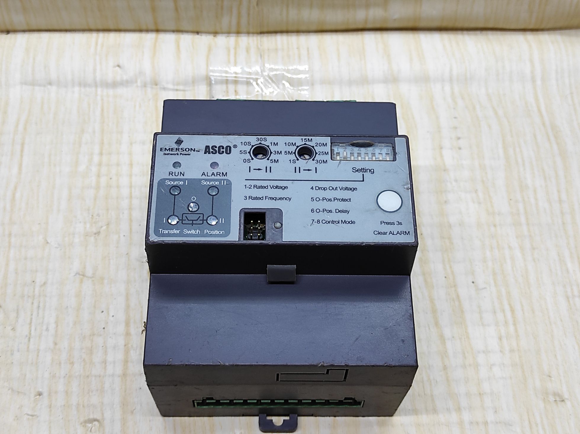 EMERSON ASCO SERIES 230 AUTOMATIC TRANSFER SWITCH D2ADTLB30400KD00