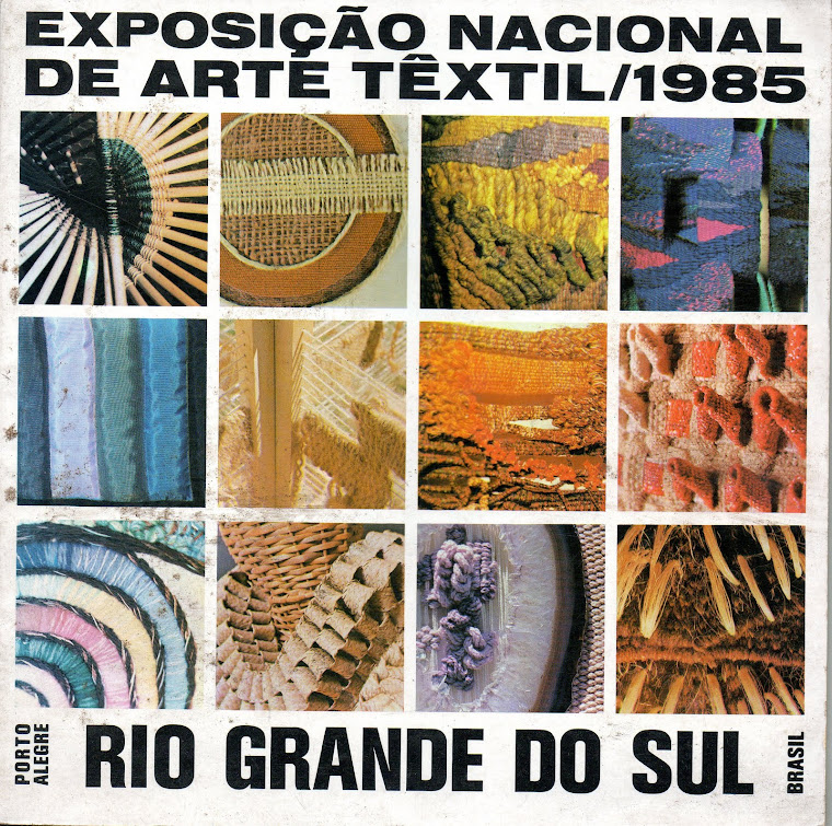 Catalogue cover of the Textile Event/ 85, Art Museum of Rio Grande do Sul, Brazil