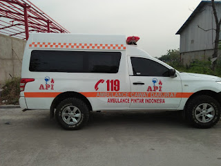 New Mitsubishi Strada Triton Ambulance pilihan Dinas Kesehatan di Sulawesi dan Sumatera Selatan