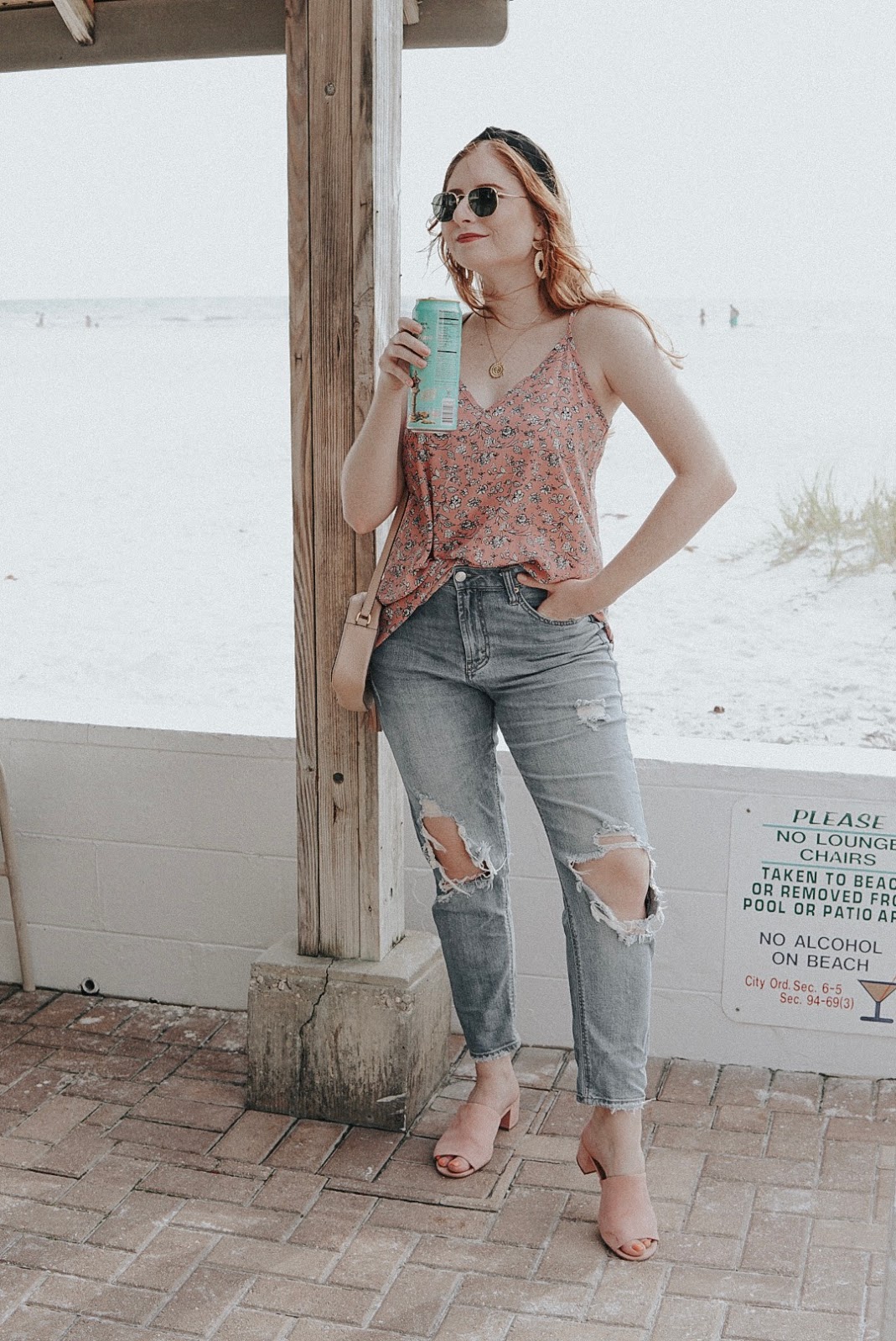 How to Style Mom Jeans for Summer | Affordable by Amanda | Very Jane Collaboration