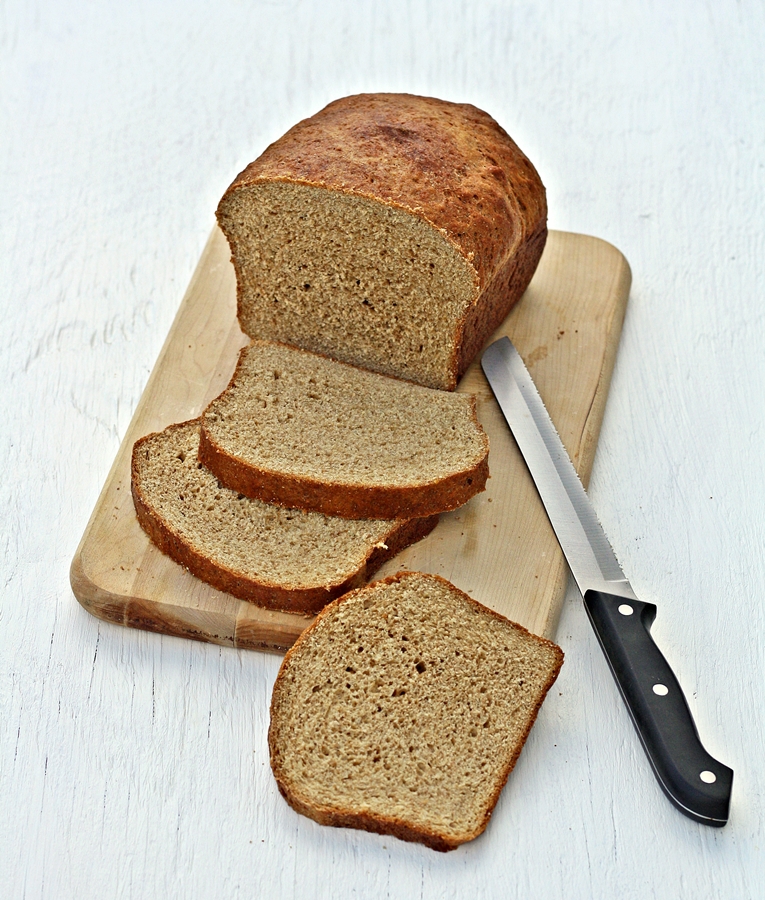 Versatile Vegetarian Kitchen Whole Wheat Bread (with vital wheat gluten)