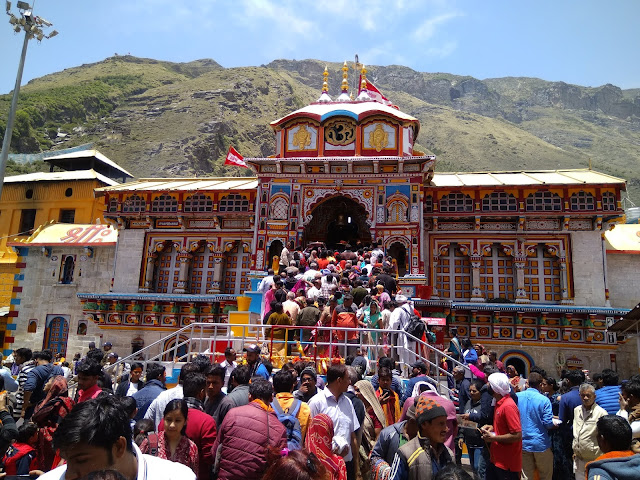 https://www.travelntweet.com/Char Dham Yatra https://www.travelntweet.com/Char dham Yatra