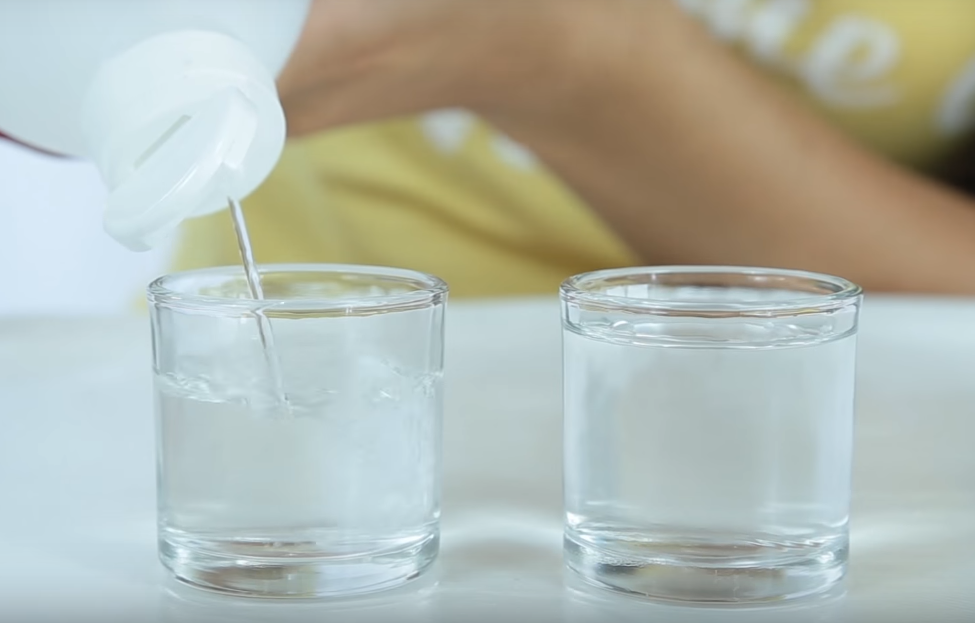 Que pasa si mezclas alcohol con agua
