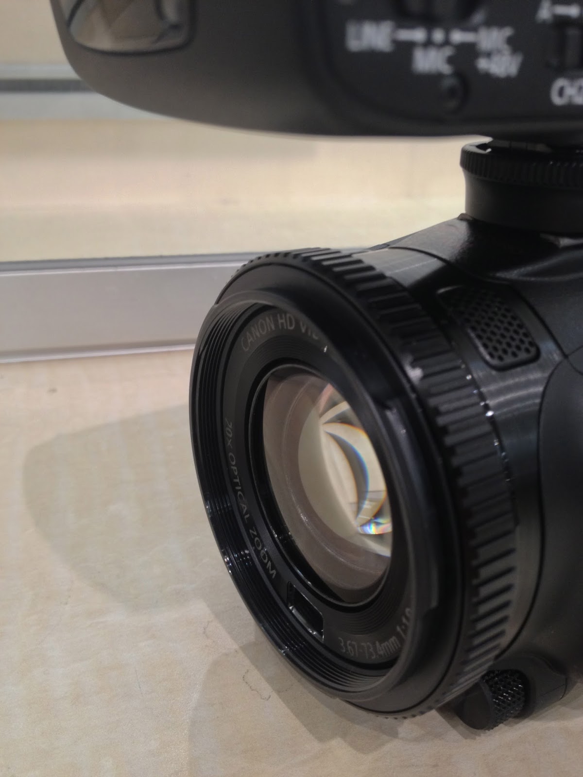 Video & Audio Gear A very indepth look at the Canon XA20/XA25 a great little camera and a big