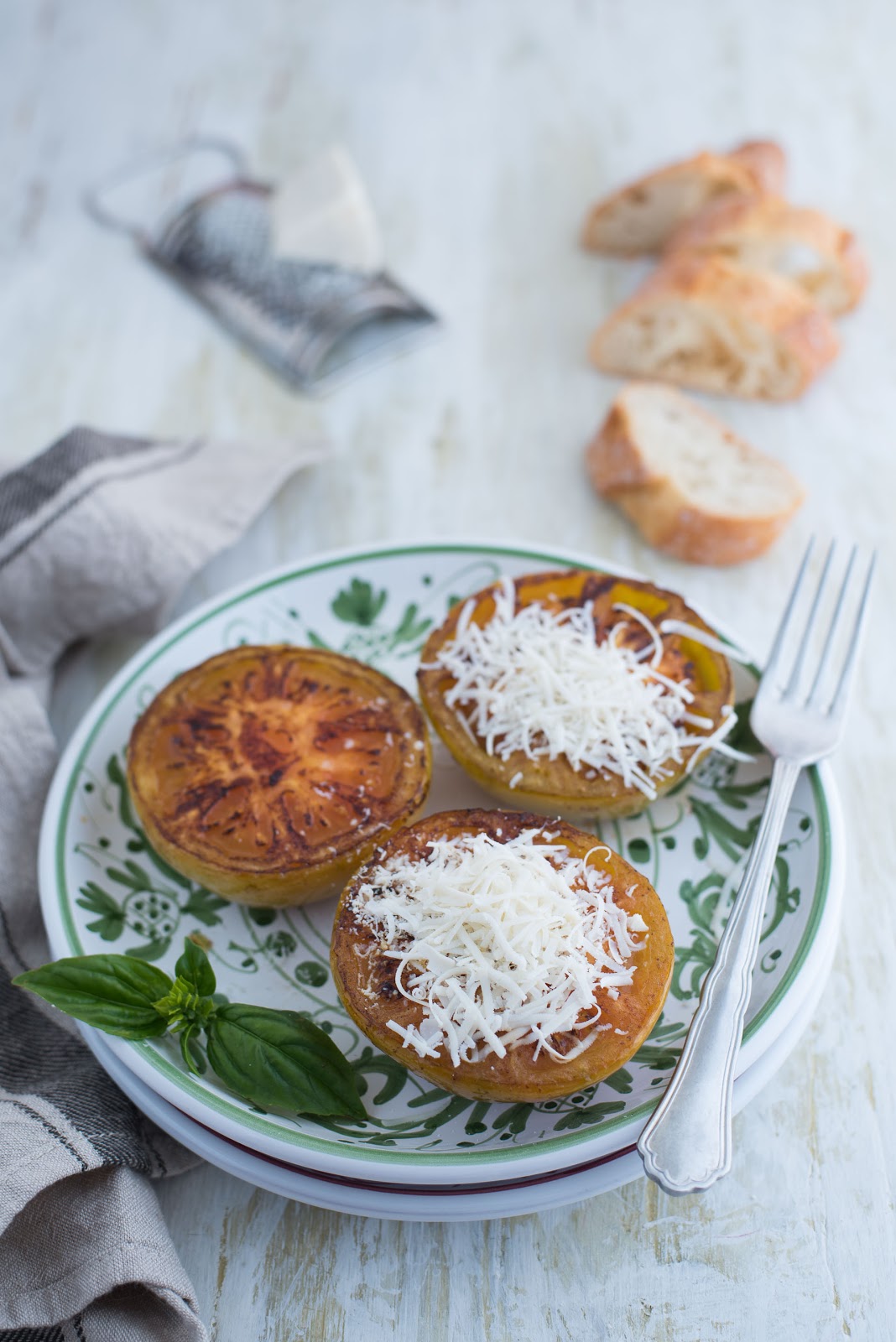 Starbooks FRIED TOMATOES WITH GARLIC AND CHEESE