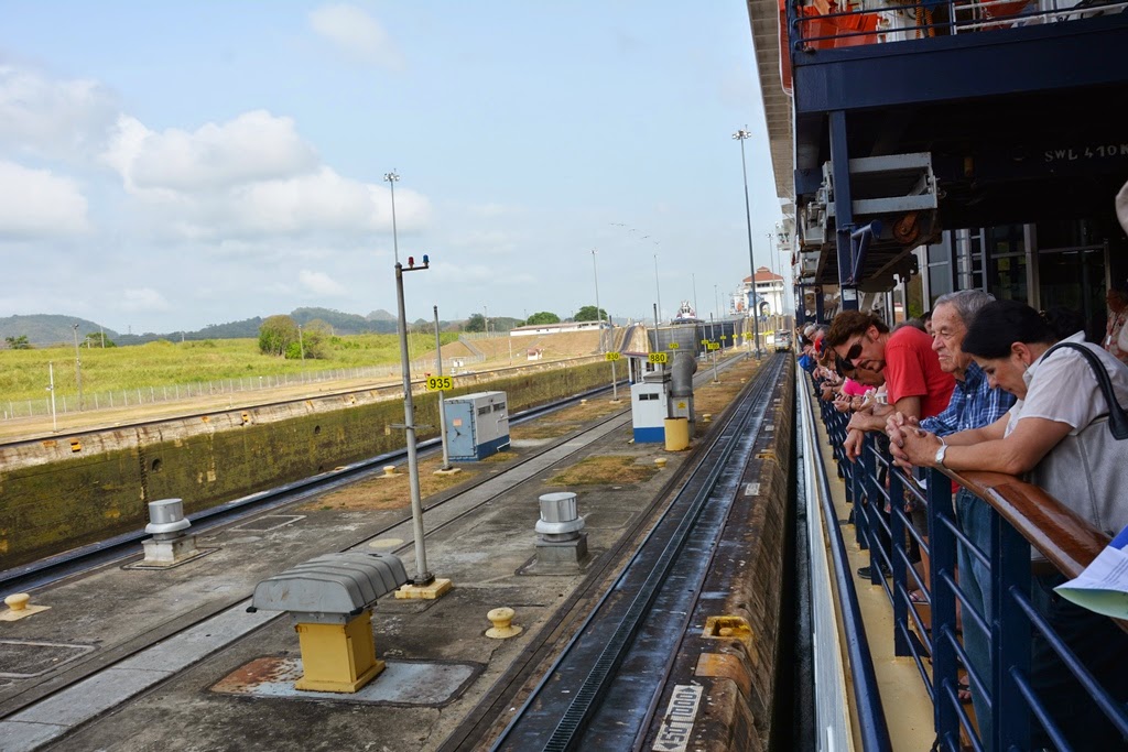 Panama Canal Miraflores Locks cruise