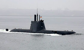 http://1.bp.blogspot.com/-nsnt14tHDCY/VkgnX-E5dTI/AAAAAAAAE6A/_do56T7DGYM/s1600/U-212A-submarine.jpg