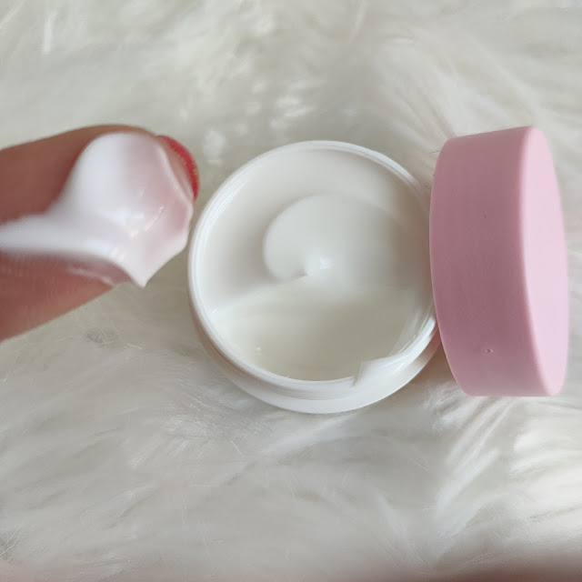 textura del contorno de ojos 3 básicos de cuidados facial Sephora - Opinión 04