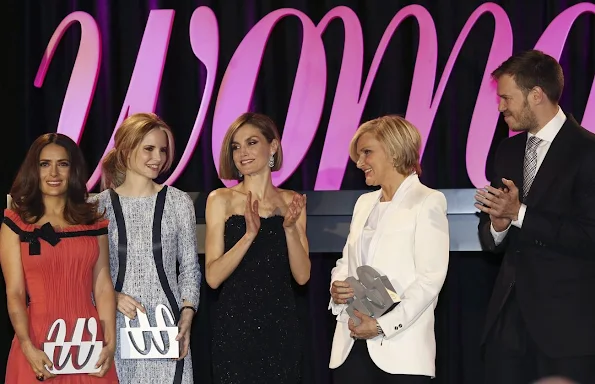 Queen Letizia honors conductor Inma Shara, doctor María Neira and actress Salma Hayek with the Premios Woman awards related to the women's magazine Woman Madame Figaro