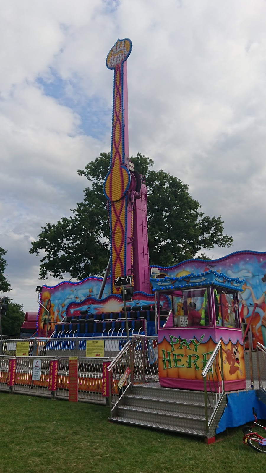 Mill Hill Broadway News & Events MILL HILL PARK FAIR IS OPEN LOADS