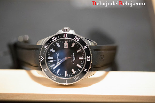 Eberhard Scafograf 300 frontal