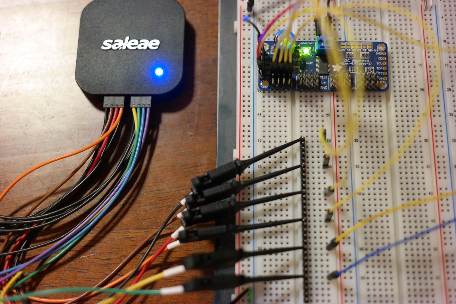 Raspberry Pi Go Hex Robot Saleae Logic 8 to Monitor Servo PWM and I2C
