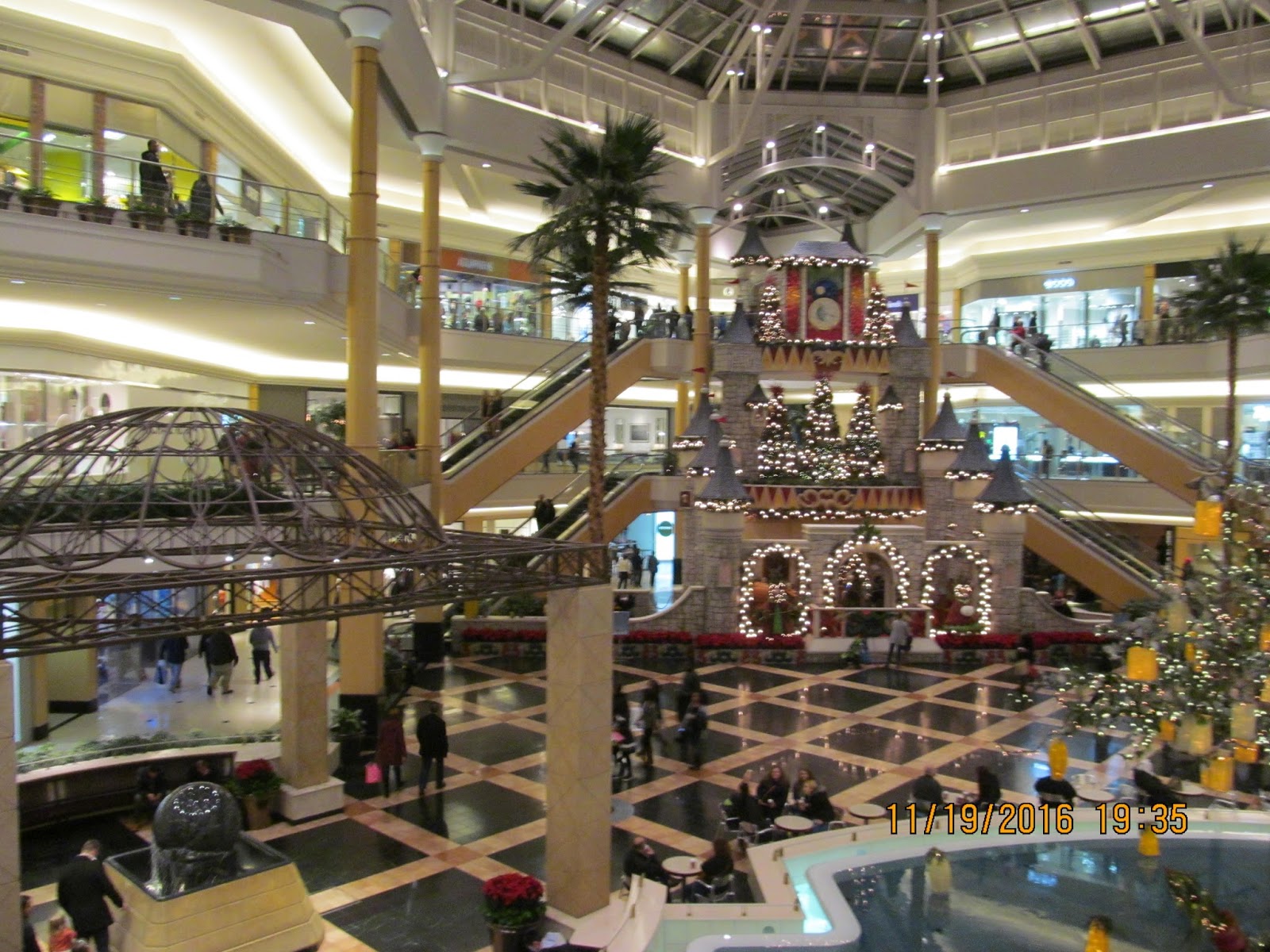 Trip to the Mall Somerset Collection (Troy, Michigan)