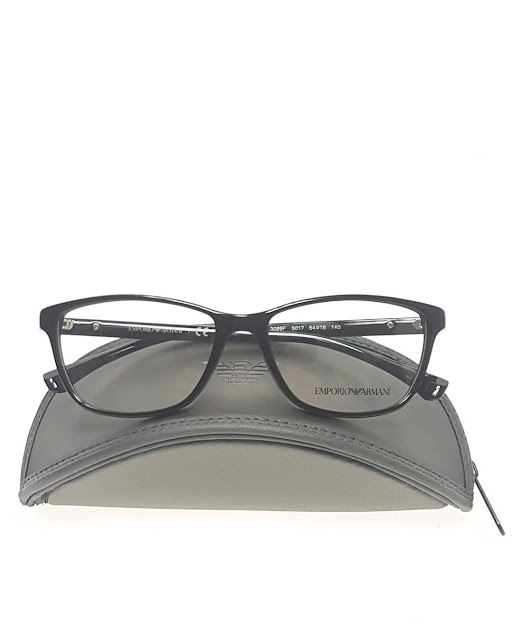 Armani eyeglasses black 黑眼鏡框
