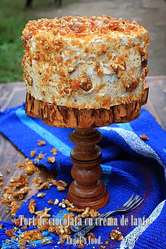 Tort de ciocolata cu crema de lapte